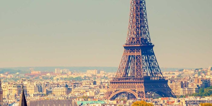 1200x1600 Amazing View of Eiffel Tower 4K Ultra HD Mobile Wallpaper