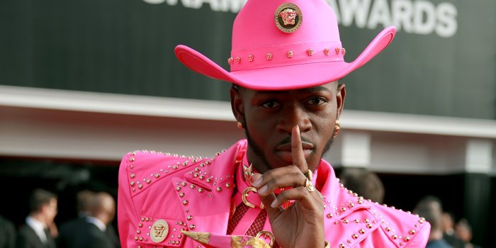 2560x1440 Lil Nas X Is a Hot Pink Dream at the Grammys 2020 | Teen Vogue