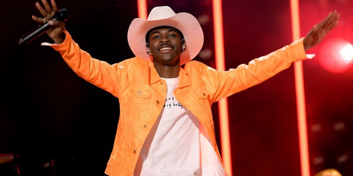 1920x1080 Lil Nas X Posts About His Sexuality on World Pride Day | Entertainment  Tonight