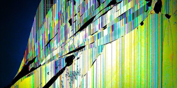 1024x819 Broke Screen Wallpapers