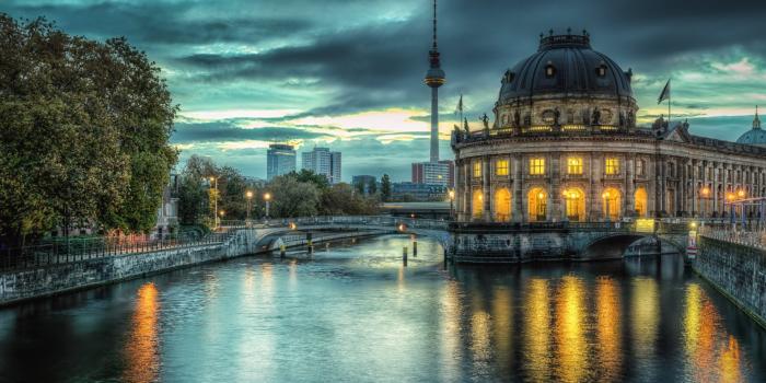 1920x1200 Berlin Wallpapers HD Free download - PixelsTalk.Net