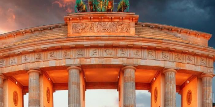 750x1334 Download brandenburg gate, ancient architecture of berlin, city 750x1334  wallpaper, iphone 7, iphone 8, 750x1334 hd image, background, 27559