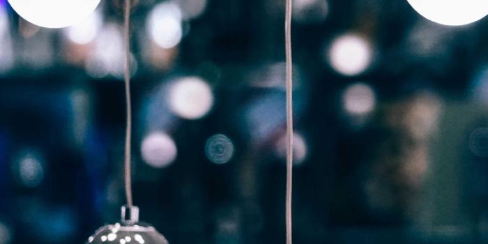 1579x2890 Wallpaper Weekends: Holiday Light Drops for Mac, iPad, iPhone, and Apple  Watch