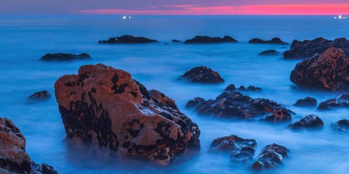 1284x2778 Beach Wallpaper 4K, Ocean, Sunset, Horizon, Rocky shore, Nature, #8012