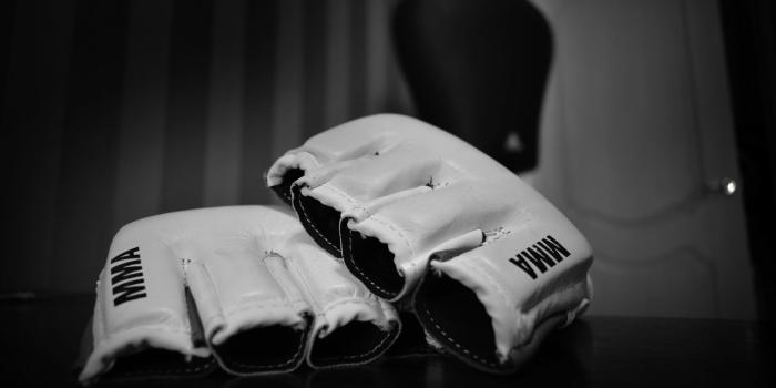 2048x1152 Download wallpaper 2048x1152 mixed martial arts, mma, wrestling, bw, gloves  ultrawide monitor hd background