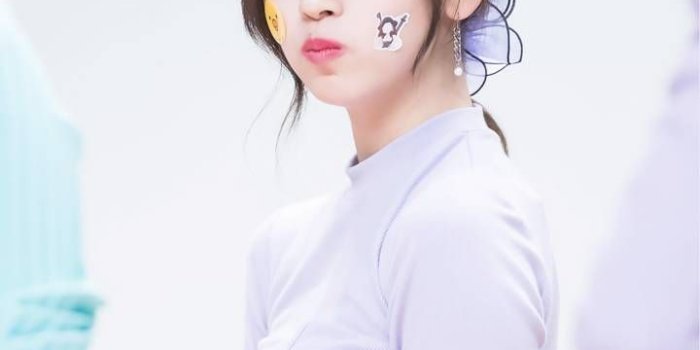 720x1280 Download Myoui Mina Wallpaper by PufKhona - 89 - Free on ZEDGE™ now. Browse  millions of popular cute Wallpapers and Ringtones on Ze… | Mina, Kpop girl  groups, Twice