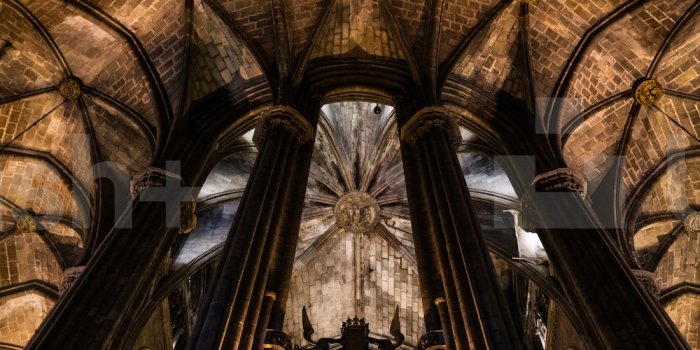 1000x1500 Dark Church Pictures | Download Free Images on Unsplash