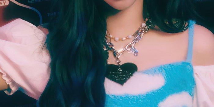 1220x2160 Karina from Aespa Girls real world Wallpaper 4k Ultra HD ID:10329