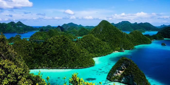 1920x1200 Indonesia Islands Blue Water wallpapers | Indonesia Islands Blue Water  stock photos