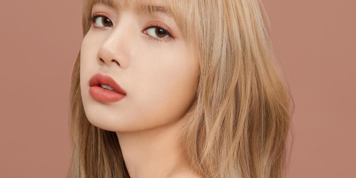 1080x1720 Lisa Manoban Wallpapers - Top Free Lisa Manoban Backgrounds -  WallpaperAccess