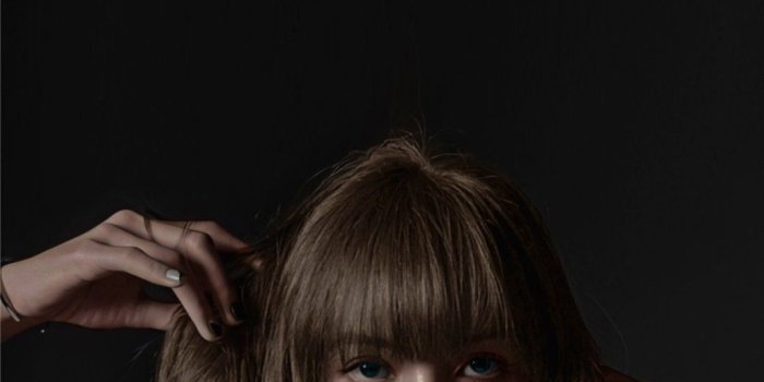 1080x1920 Lalisa iPhone Wallpapers