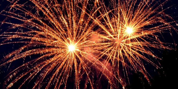 3000x4000 Fireworks Background Photos, Download Free Fireworks Background Stock  Photos & HD Images