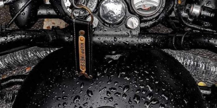 900x1600 Royal Enfield Bullet Stealth Black - IPhone Wallpapers : iPhone Wallpapers