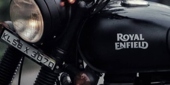 715x1350 Top 35 Royal Enfield Bullet Wallpapers [ 4k + HD ]