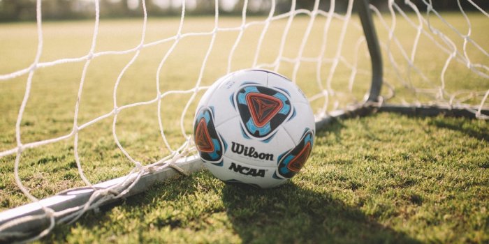 1000x1500 Soccer Wallpapers: Free HD Download [500+ HQ] | Unsplash