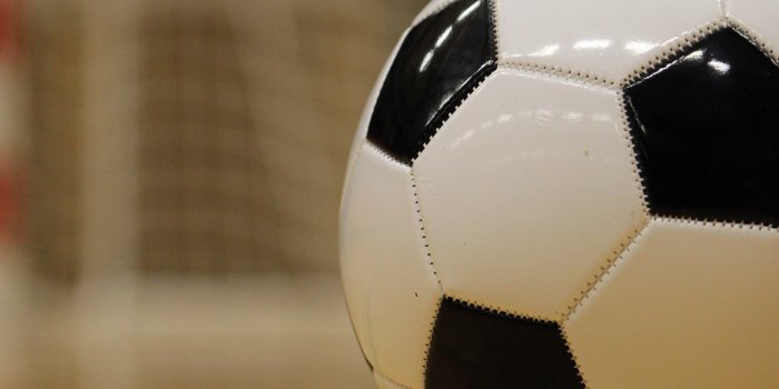 2048x1536 Wallpaper 4k soccer ball, football, sports 4k Wallpaper