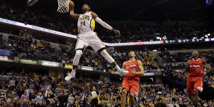 4647x3098 Download Paul George Dunk Wallpaper | Wallpapers.com