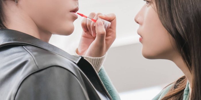 1080x1920 Download Korean Drama True Beauty Wallpaper | Wallpapers.com