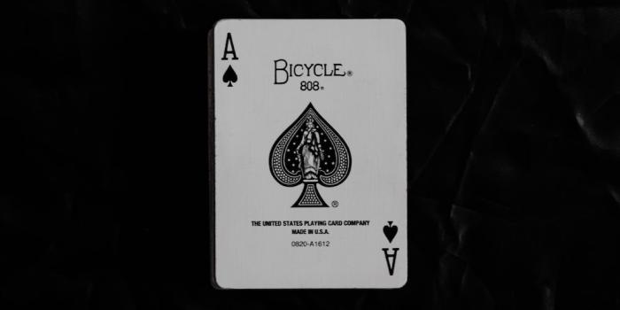 1000x1500 500+ Playing Card Pictures [HQ] | Download Free Images on Unsplash