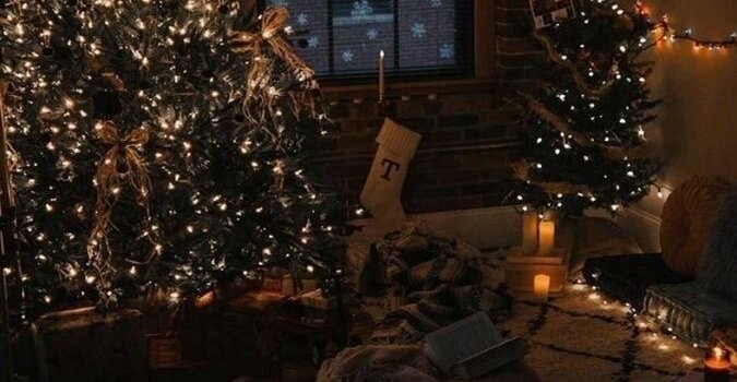 675x1200 50+ Free Christmas Wallpaper Backgrounds For Your iPhone