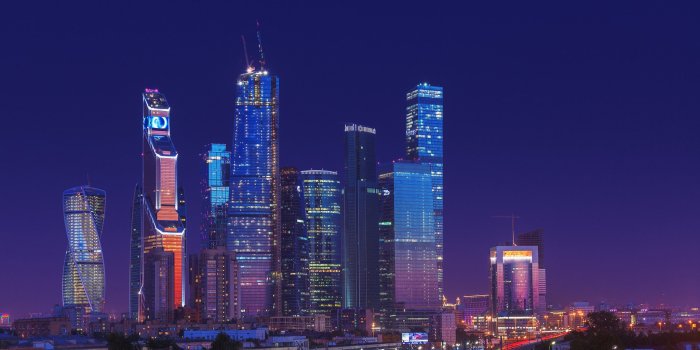 2048x1152 Moscow Financial Center at Night HD wallpaper