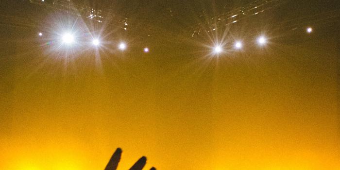 1242x2208 iPhoneXpapers.com | iPhone X wallpaper | oa54-concert -music-artist-rock-night-nature-city