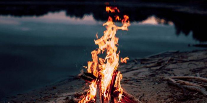 720x1280 Camping Fire Near Lake IPhone Wallpaper - IPhone Wallpapers : iPhone  Wallpapers
