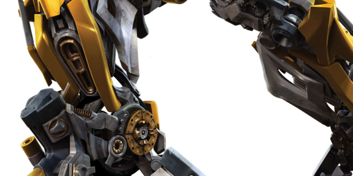 1440x3040 Bumblebee Aims to Shoot Galaxy S10 Hole-Punch Wallpaper