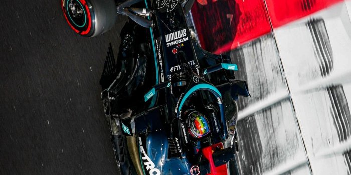 1151x2048 Sir Lewis Hamilton (Wallpaper) : r/lewishamilton