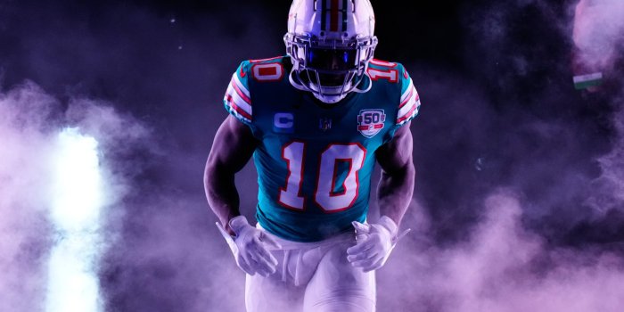 2560x1707 Midway Through 2022, Tyreek Hill Is MVP of the Miami Dolphins -- and  Perhaps the Whole League