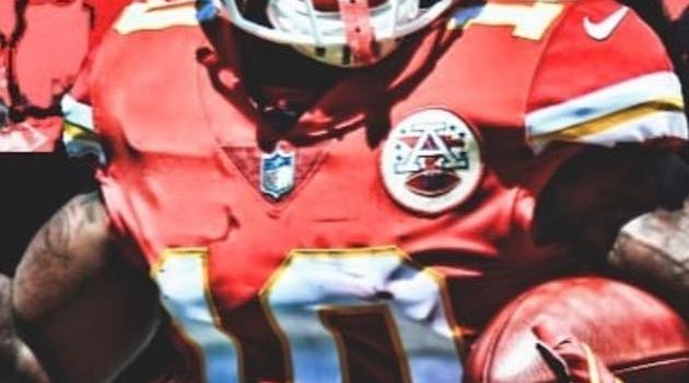 630x1280 Tyreek Hill wallpaper by SDBJACKO - Download on ZEDGE™ | 639a