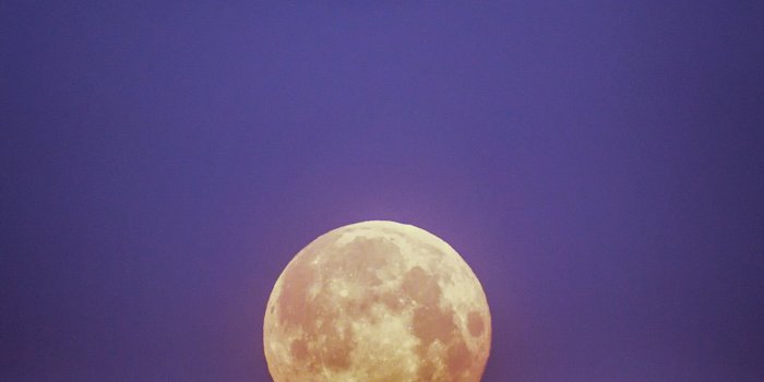 3202x4000 Moonlight Photos, Download Free Moonlight Stock Photos & HD Images