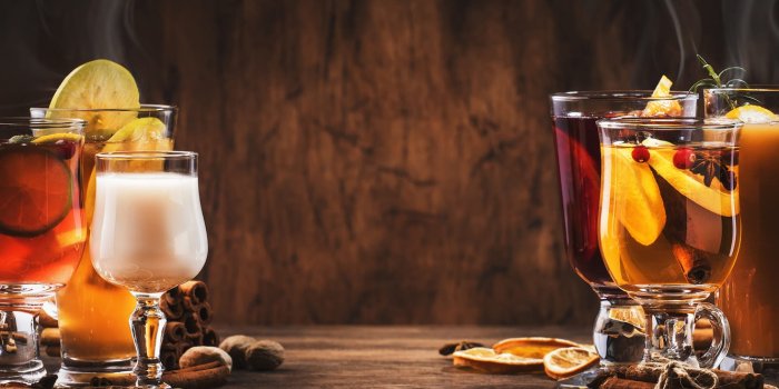 1332x850 Wallpaper glass, transparent, wall, tea, Board, hot, glasses, briar,  couples, cocktail, cinnamon, drinks, a lot, lemons, slices, composition  images for desktop, section еда - download