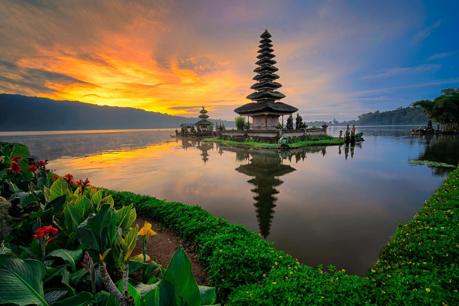 2048x1365 76946 Bali HD, Bali, Water, Sunset, Indonesia, Nature, Temple - Rare  Gallery HD Wallpapers