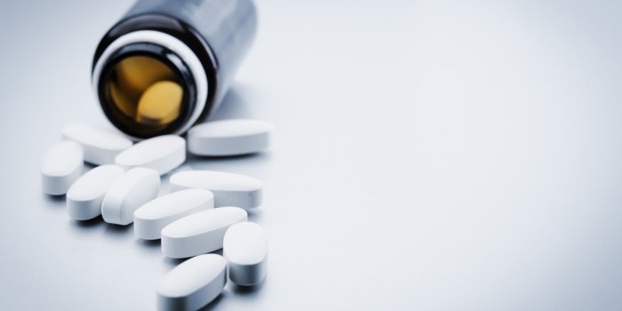 2400x1589 Pharmacy Wallpapers - Top Free Pharmacy Backgrounds - WallpaperAccess