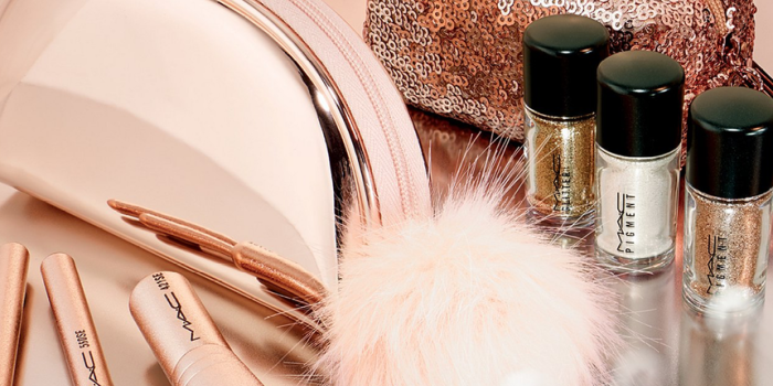 860x1400 M·A·C Snow Ball Holiday Collection | Luxury makeup, Makeup wallpapers,  Beauty makeup