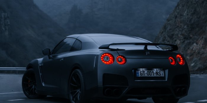 1000x1250 750+ Nissan R35 Gtr Pictures | Download Free Images on Unsplash