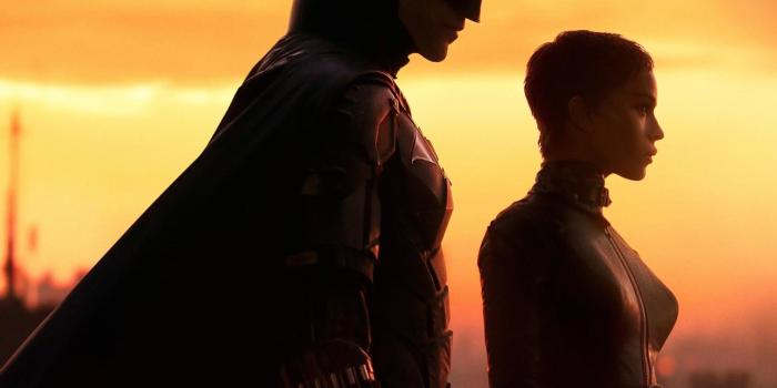 1890x4091 A few Bat wallpapers I made to fit the iPhone 12 screen : r/thebatman