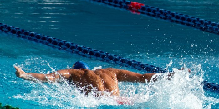 1000x1333 person on swimming pool photo – Free Sport Image on Unsplash