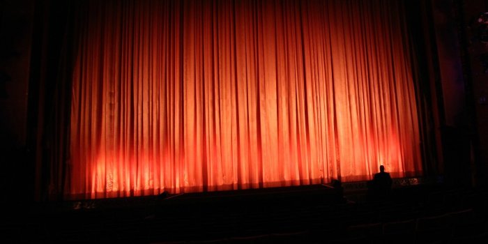 1296x730 Movie Theaters' Latest Gamble: Ads Mixed in With Trailers – The Hollywood  Reporter