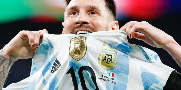 1200x1200 Download Argentina National Football Team Leo Messi Wallpaper | Wallpapers .com