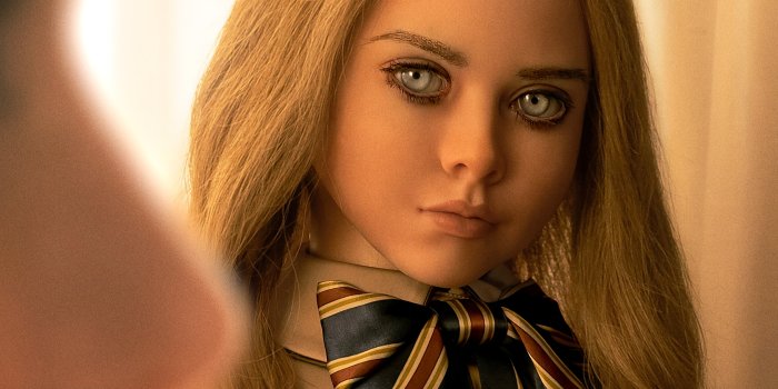 2428x2428 People Think M3GAN Looks Like Twilight's Renesmee, and More Hilarious  Reactions to the Horror Movie Trailer | Teen Vogue