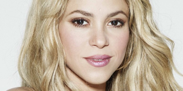 1242x2688 1242x2688 Shakira 4k 2018 Iphone XS MAX HD 4k Wallpapers, Images,  Backgrounds, Photos and Pictures