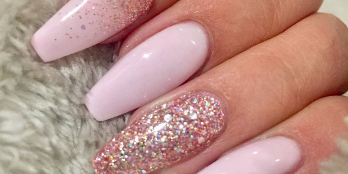 2448x3264 Acrylic Nails Wallpapers - Top Free Acrylic Nails Backgrounds -  WallpaperAccess