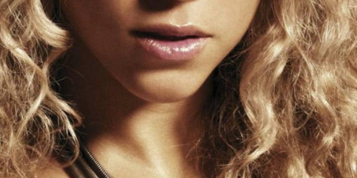 1170x2532 Shakira Wallpaper for iPhone 12 Pro