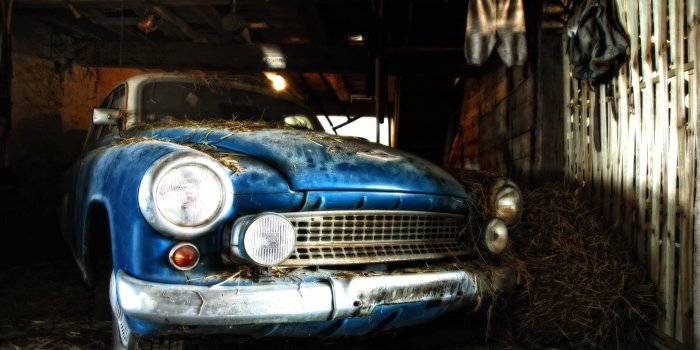 2560x1600 Old Car Wallpapers