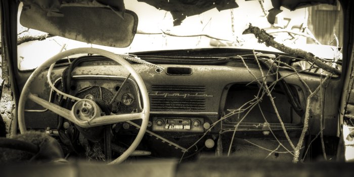 2880x1800 Old Car 2-15-2013 Wallpaper | Kicking Designs