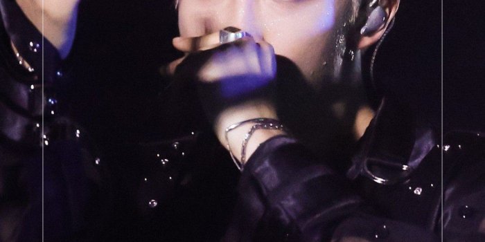 1079x1920 BTS RM Singing iPhone Wallpapers