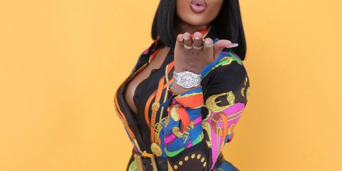 1440x1436 TINA SNOW on Twitter: 