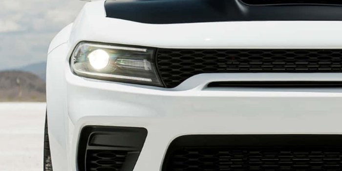 887x1920 Download Dodge Charger Srt Srt Srt Srt Srt Srt Srt S Wallpaper | Wallpapers .com
